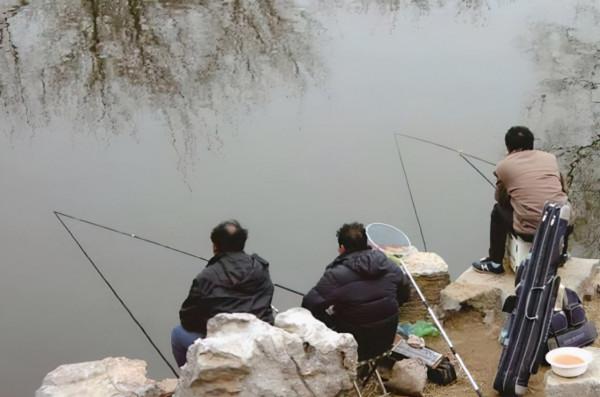 想成為令人敬仰的垂釣高手嗎?我這裡有個捷徑,大家不妨一試 想成為令人敬仰的垂釣高手嗎?我這裡有個捷徑,大家不妨一試