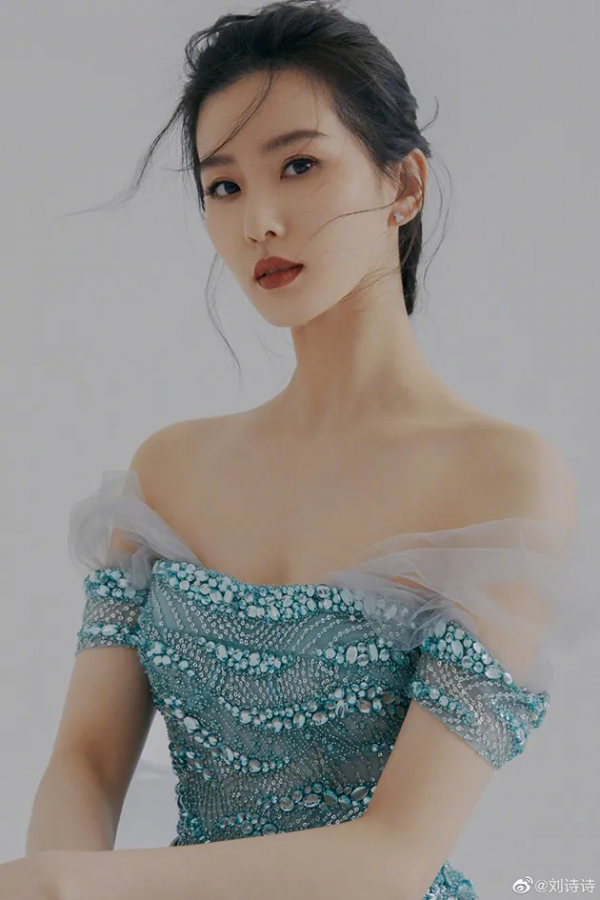 年終王炸古風濾鏡妝 你永遠可以相信故宮紅