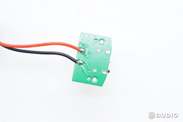 採用瑞昱RTL8753B藍芽音訊SoC,AUKEY KeySeries T10真無線耳機拆解 採用瑞昱RTL8753B藍芽音訊SoC,AUKEY KeySeries T10真無線耳機拆解