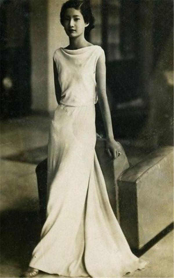 寵愛時捧上天,不愛時四處留情,越南皇帝給了她一場“大悲大喜” 寵愛時捧上天,不愛時四處留情,越南皇帝給了她一場“大悲大喜”