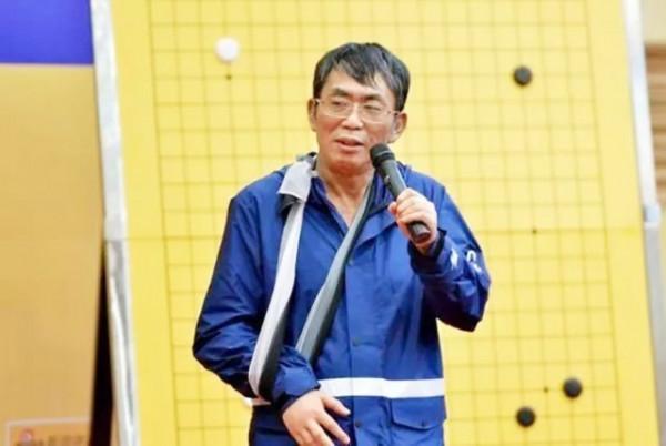 “棋聖”聶衛平的壞習慣：一天3包煙，一口氣吃13只螃蟹