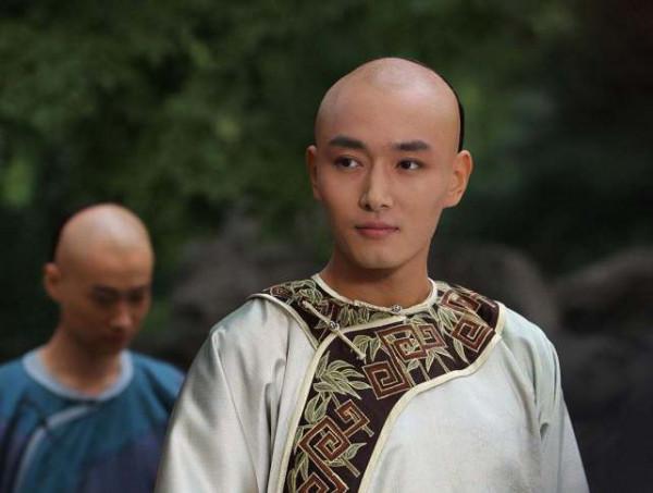 為何雍正遺詔中特意囑咐乾隆要善待果親王胤禮？這中間有何原因？