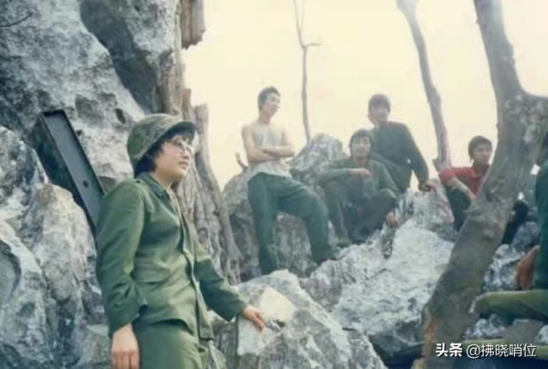 佟曉明:那個擅闖陣地的老山女神劉亞玲現在怎麼樣了? 佟曉明:那個擅闖陣地的老山女神劉亞玲現在怎麼樣了?