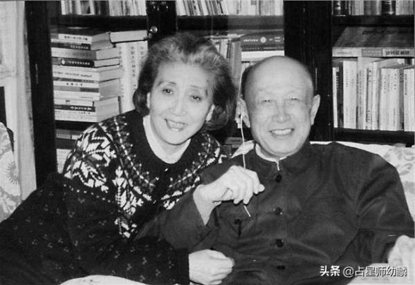 錢學森的62年婚姻:在母校演講時,往臺下看了一眼,便不可自抑 錢學森的62年婚姻:在母校演講時,往臺下看了一眼,便不可自抑