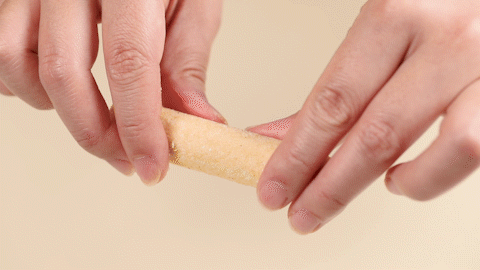 每個成年人，都該偷吃一下寶寶零食