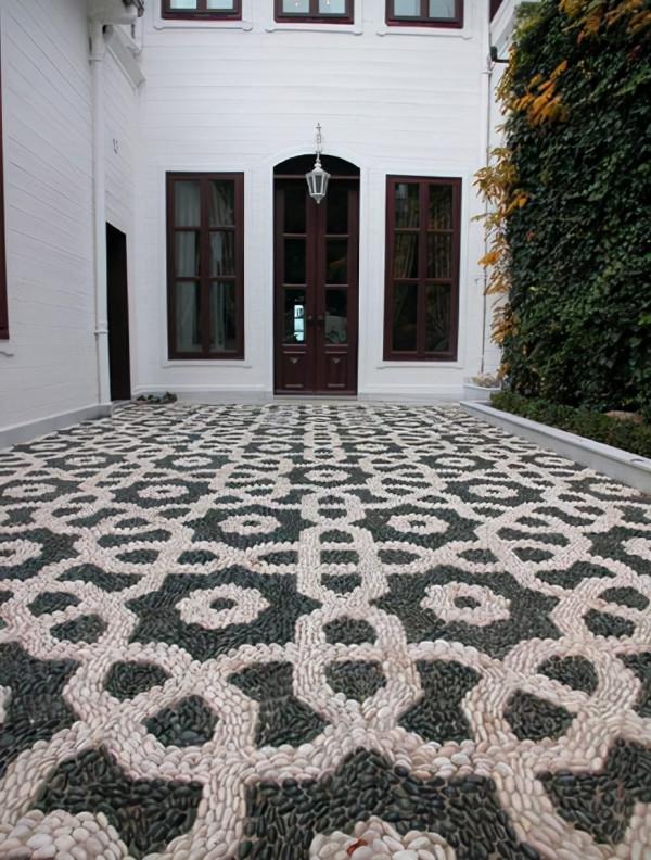 這種庭院鋪地方式,不但中國人喜歡,在國外也很火 這種庭院鋪地方式,不但中國人喜歡,在國外也很火