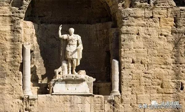 剛剛,法國用這樣的“凡爾賽”,再次驚豔了世界 剛剛,法國用這樣的“凡爾賽”,再次驚豔了世界