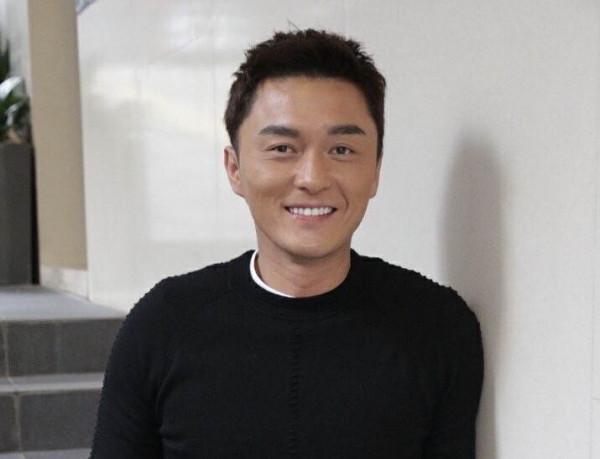 TVB小生車禍案開庭,面臨坐牢風險,辯護律師求情女友多次流淚 TVB小生車禍案開庭,面臨坐牢風險,辯護律師求情女友多次流淚