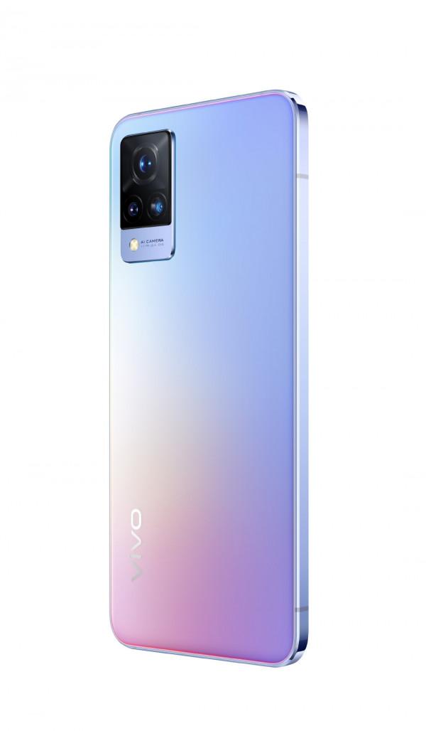 最低1599元，前置3200萬畫素的VIVO S9e配置評測
