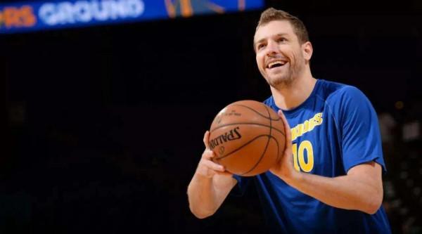 家世顯赫,迎娶網壇嬌妻!低調的“兩雙機器”大衛-李去哪了? 家世顯赫,迎娶網壇嬌妻!低調的“兩雙機器”大衛-李去哪了?