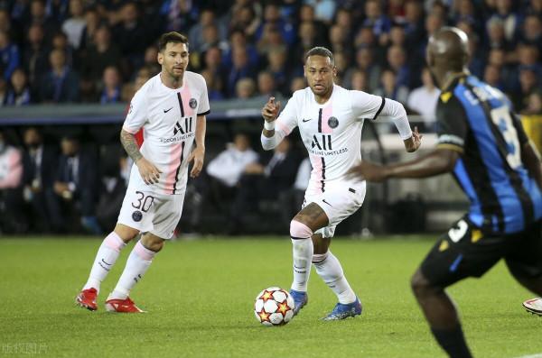 1-1，法甲9.9億航母歐冠翻車，控球64%仍丟兩分，梅西見證大爆冷