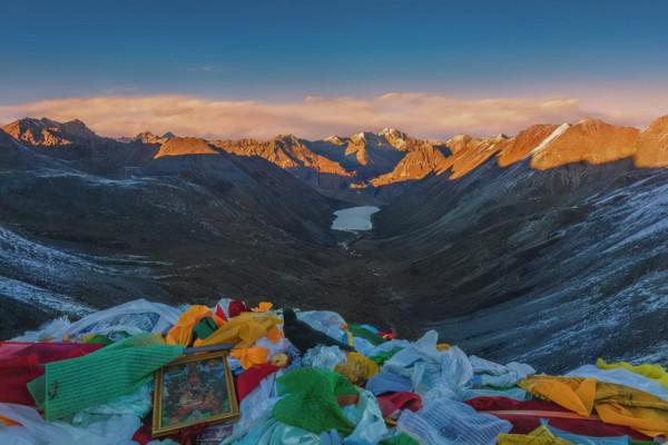 西藏魚庫“羊卓雍措”裡的魚數量多達8億公斤，為什麼無人捕撈？