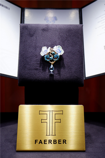 你知道嗎?梅蘭芳衣服上的古董珠寶,有著這樣的秘密…… 你知道嗎?梅蘭芳衣服上的古董珠寶,有著這樣的秘密……