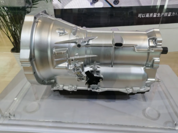 除了愛信和採埃孚，這“四大廠商”也能造8AT，國產竟佔兩席？