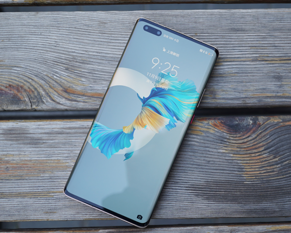 同時使用華為mate40Pro和iPhone13Pro，有太多的心得體會要說