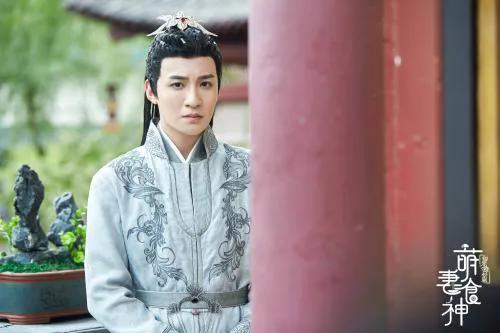 《家有兒女》主演現狀：劉星小雪成頂流明星，弟弟小雨卻無戲可拍