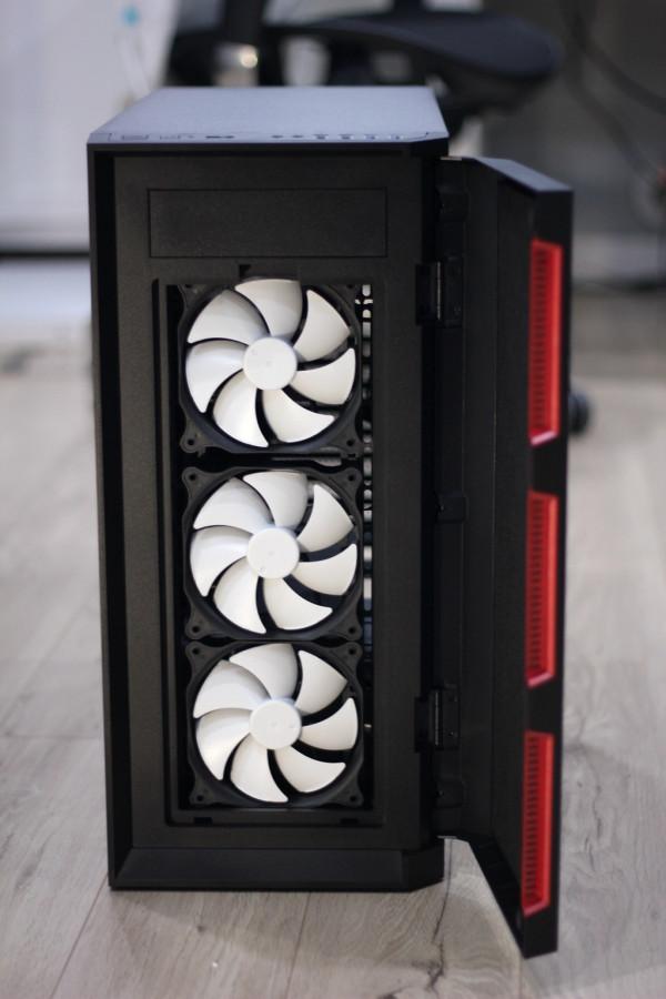 百元風冷夠不夠用?安裝+實測超頻三東海K4000 CPU風冷散熱器 百元風冷夠不夠用?安裝+實測超頻三東海K4000 CPU風冷散熱器