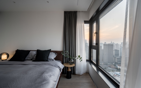 138㎡現代簡約三居室,舒適有格調,早觀日出,晚賞日落現代 138㎡現代簡約三居室,舒適有格調,早觀日出,晚賞日落現代