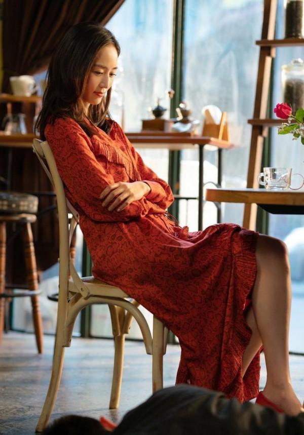 張鈞甯邱澤“緋聞”後同框,穿紅色皮裙颯爽英姿,美得讓人心動 張鈞甯邱澤“緋聞”後同框,穿紅色皮裙颯爽英姿,美得讓人心動