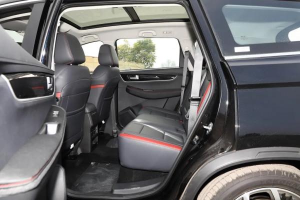 大空間，動力不錯而且配置高，靜態體驗風行T5