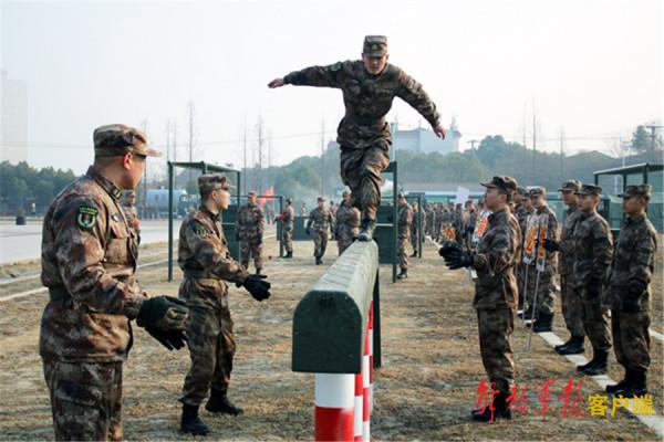 各部隊新年度軍事訓練高起點展開