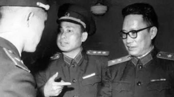 1955年，周總理電令一位看倉庫的老漢赴京：授你少將軍銜