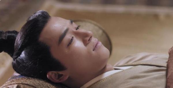 “病態美男”別硬演，有人的病態驚豔了時光，有人的病態像個笑話