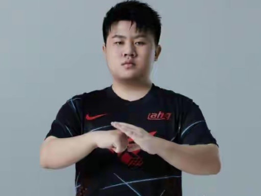 Rookie接班人也沒找到戰隊 Forge發文：被拉扯無了