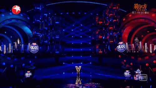 林子祥直呼想要同款燈光師!快來看看這個神仙舞臺 林子祥直呼想要同款燈光師!快來看看這個神仙舞臺