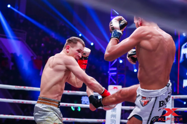 硬漢出征！重返世界前十，諸神王者祖耶夫下月爭奪世界冠軍金腰帶