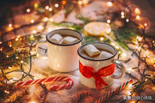 和孩子在咖啡廳的悠閒時光，咖啡廳對於孩子來說，有圖書館的魅力