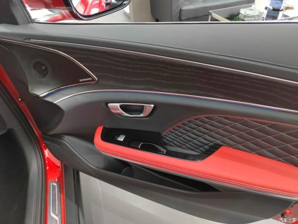 5G丹拿你來了 這內飾愛了愛了