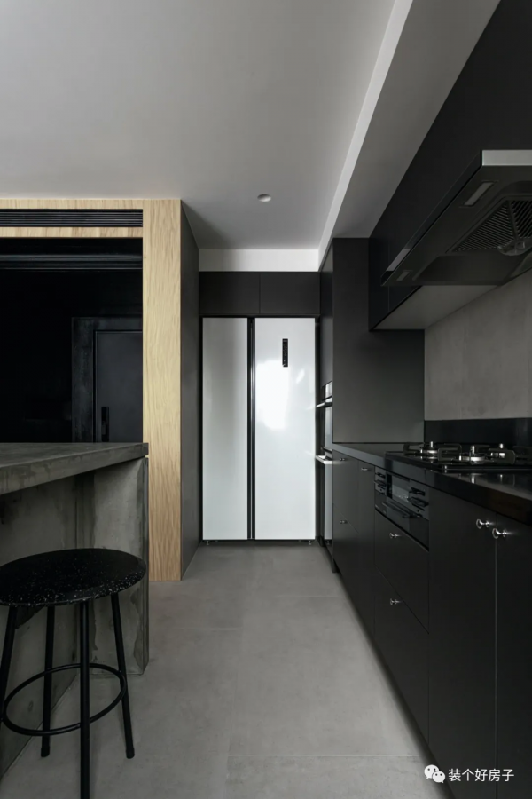 31歲知乎小哥住46㎡,內部照絕了:全屋沒幾件傢俱、超空曠超好住 31歲知乎小哥住46㎡,內部照絕了:全屋沒幾件傢俱、超空曠超好住