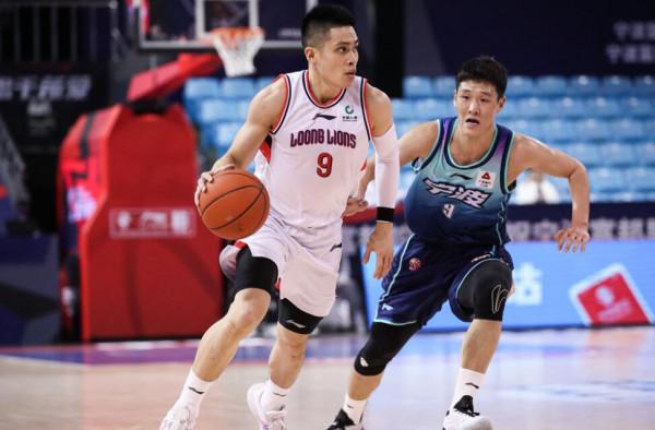 陳盈駿砍14+8傷退利夫25+10 廣州6人上雙大勝寧波送對手10連敗