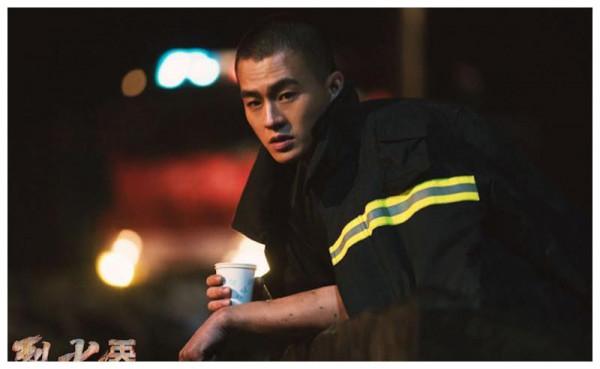 誰說內娛沒有“痞帥”男星？這4位男演員告訴你，什麼是花心的臉