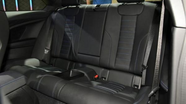 30萬內的後驅雙門轎跑，運動套件加持，個性又吸睛