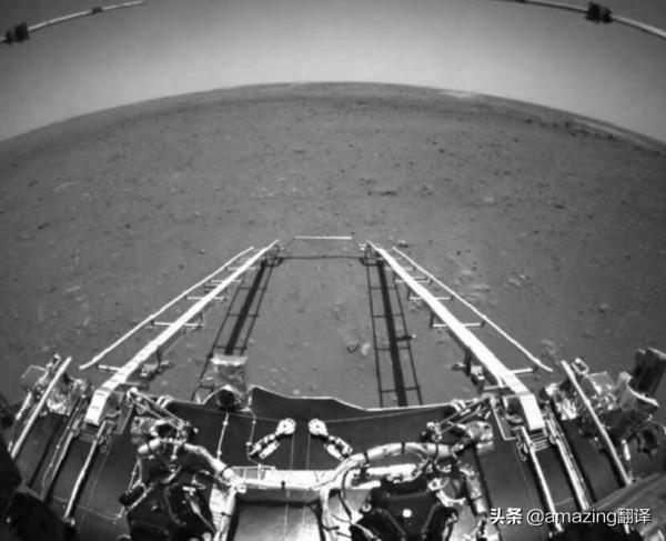 越南網友評論:中國火星探測器發回首批照片 越南網友評論:中國火星探測器發回首批照片