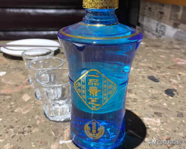 買白酒，別總是茅五劍，試試這4款百元酒，款款純釀口感不輸大牌