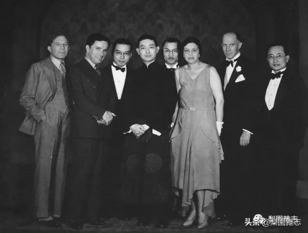 由卓別林對中國京劇的印象說起 由卓別林對中國京劇的印象說起