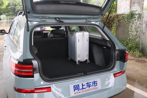 價格相同你買誰 這款車可以給你更豐富的生活方式 價格相同你買誰 這款車可以給你更豐富的生活方式