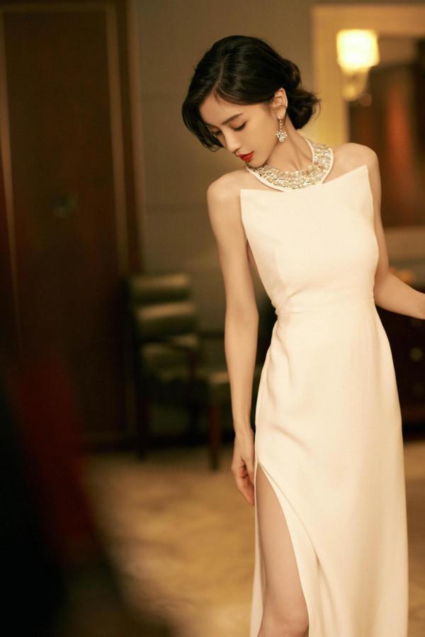 白色晚禮服，今晚最佳楊穎angelababy