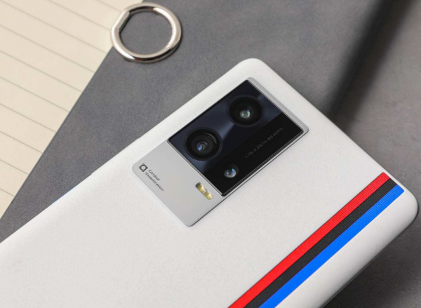 2022年首選這3款手機，最高跑分85W，最低僅2399元，還能再用3年