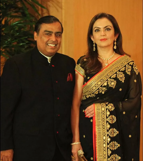 首富千金伊莎:父親擠下馬雲成亞洲首富,結婚時狠砸7億與民同樂 首富千金伊莎:父親擠下馬雲成亞洲首富,結婚時狠砸7億與民同樂