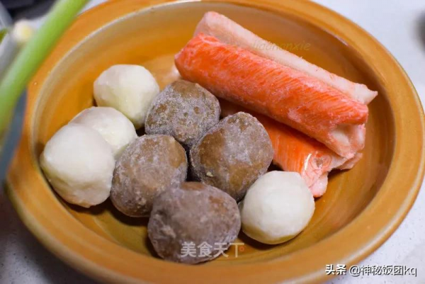 酸湯真的太有魔力了！酸爽過癮，超級下飯！熱乎乎的，太美味啦