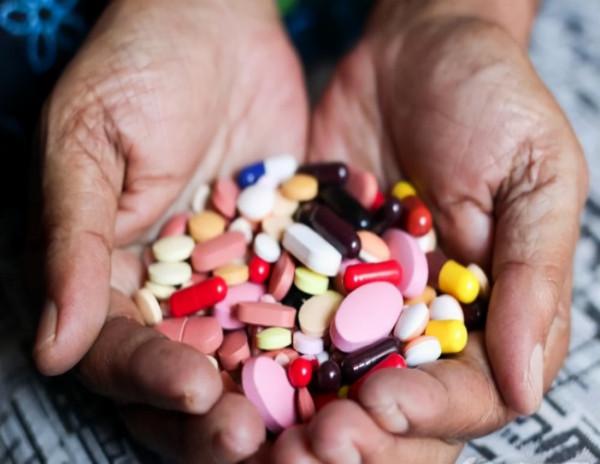 如何正確服用阿莫西林、阿奇黴素、頭孢克肟、左氧氟沙星和甲硝唑 如何正確服用阿莫西林、阿奇黴素、頭孢克肟、左氧氟沙星和甲硝唑