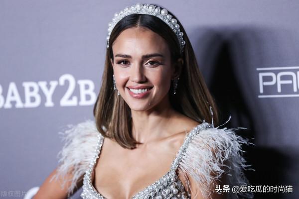 傑西卡·阿爾芭一襲珍珠流蘇羽毛裙,宛若“人間天使” 傑西卡·阿爾芭一襲珍珠流蘇羽毛裙,宛若“人間天使”