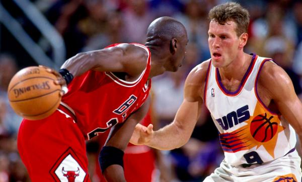 NBA紀實連載18:喬丹死黨,地球上打球最好的飛豬巴克利 NBA紀實連載18:喬丹死黨,地球上打球最好的飛豬巴克利