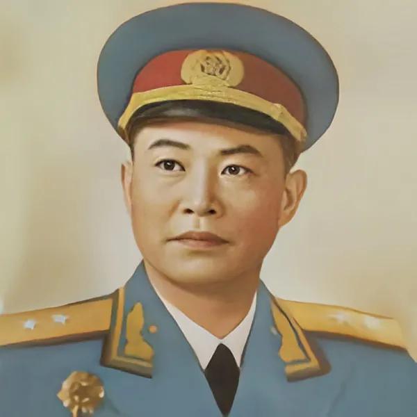 1955年授銜時，一野三軍有3人授上將軍銜，8人授少將軍銜