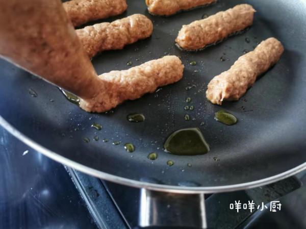 不要腸衣,不要模具也能做的小肉腸,方法簡單,而且零新增更健康 不要腸衣,不要模具也能做的小肉腸,方法簡單,而且零新增更健康