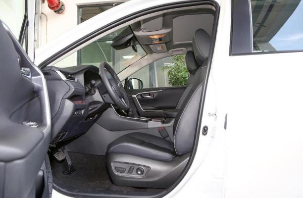 說句真心實意的話，SUV還是這三款好，坐著舒適，安全還耐用